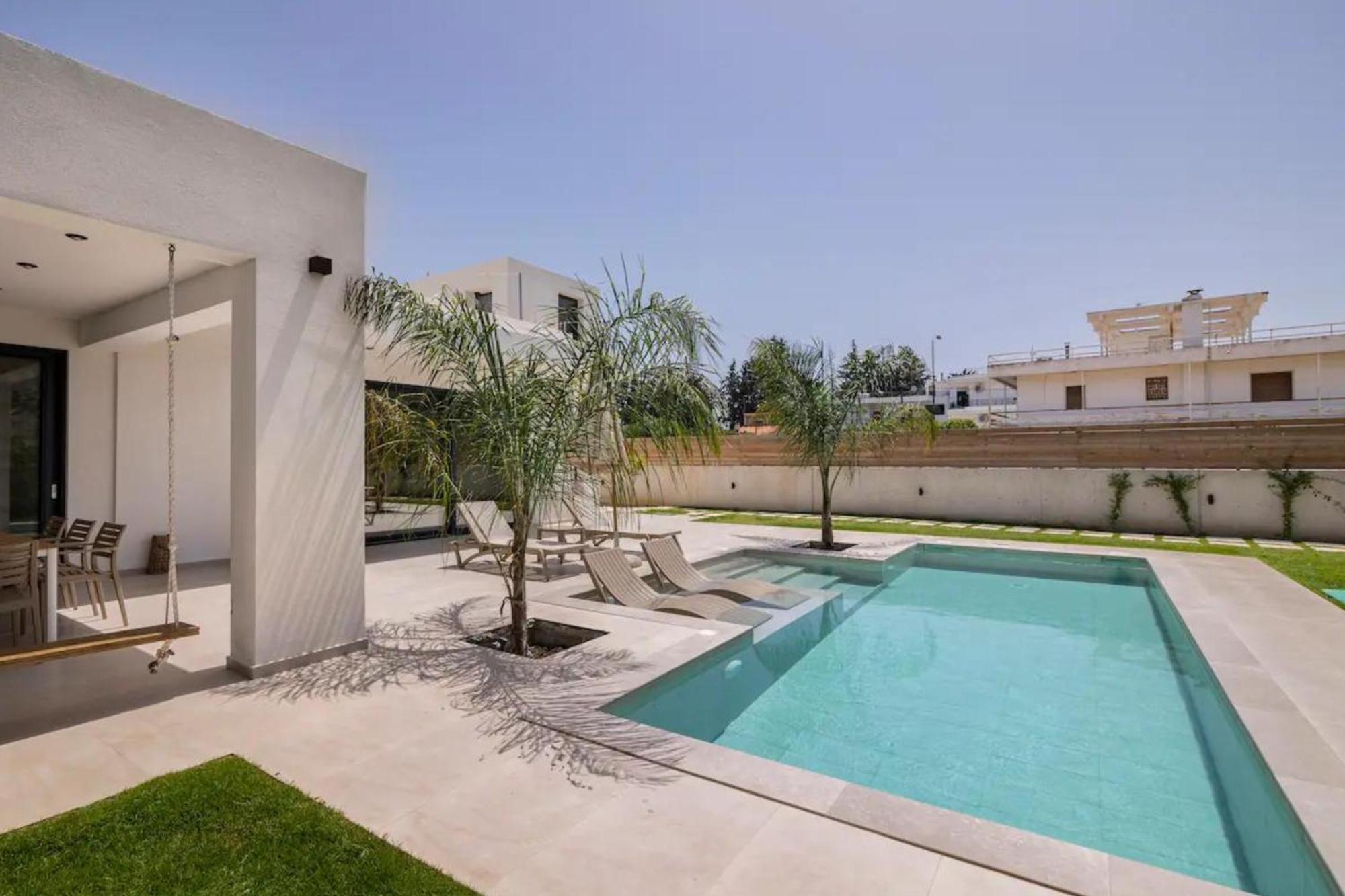 Villa Kala Loutraki - Private Pool & Sauna I Beach Экстерьер фото